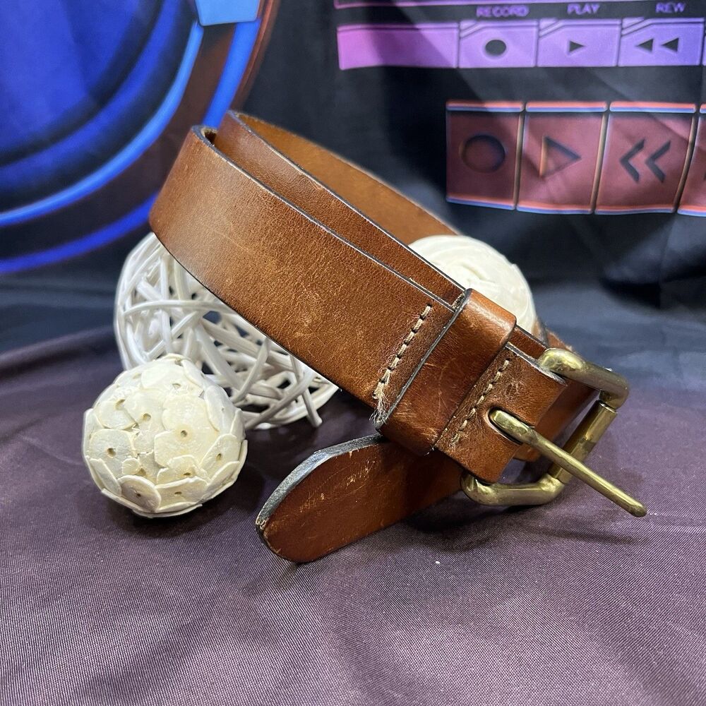 WOMEN'S GAP MADE IN U.S.A. BROWN GENUINE ITALIAN LEATHER BELT SIZE 32"
